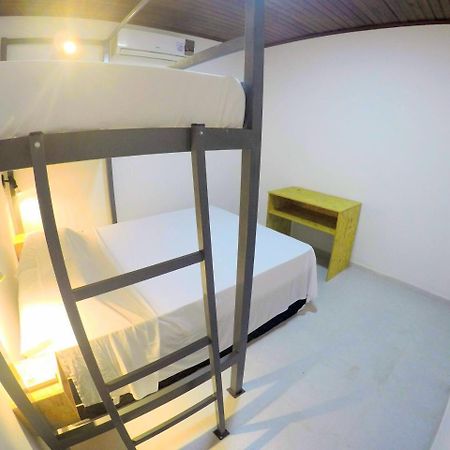 Hostel Da Milla Presidente Figueiredo Ngoại thất bức ảnh