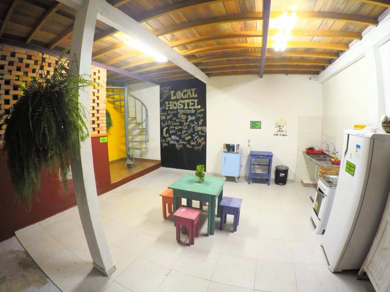 Hostel Da Milla Presidente Figueiredo Ngoại thất bức ảnh