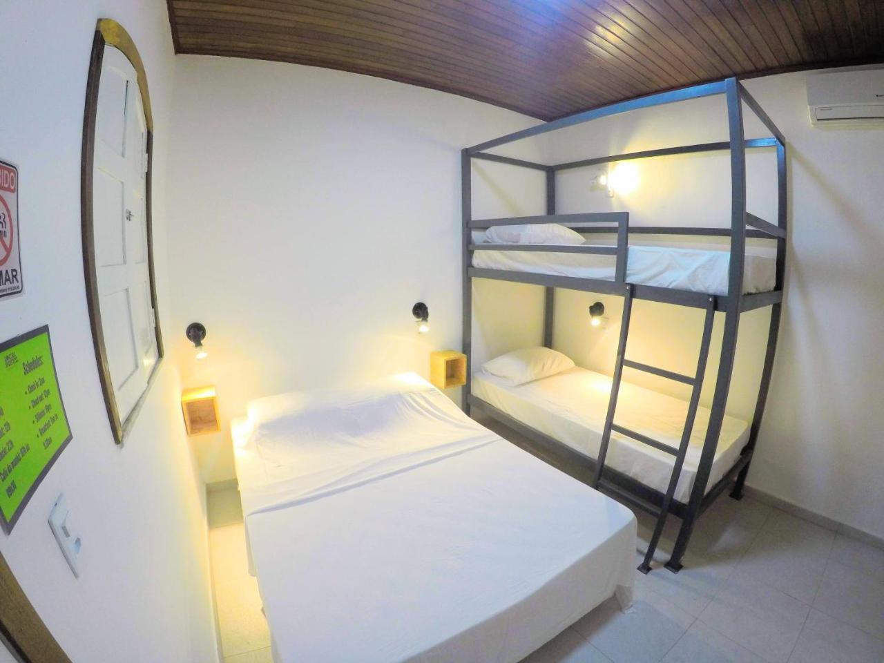 Hostel Da Milla Presidente Figueiredo Ngoại thất bức ảnh