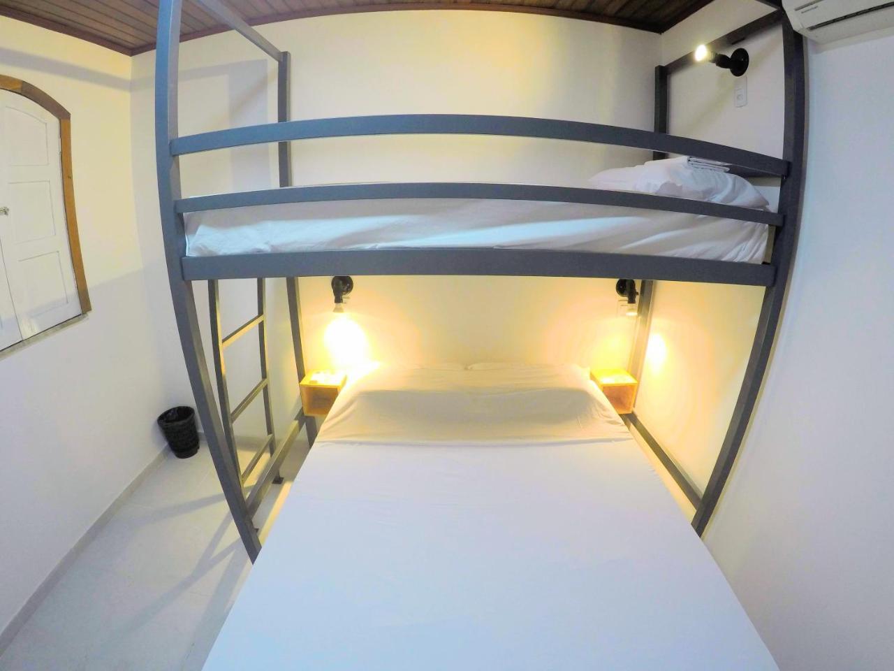Hostel Da Milla Presidente Figueiredo Ngoại thất bức ảnh
