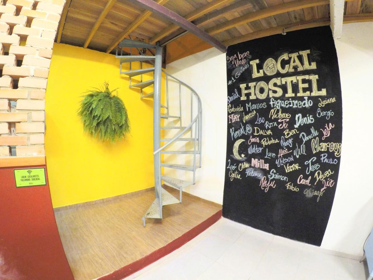 Hostel Da Milla Presidente Figueiredo Ngoại thất bức ảnh