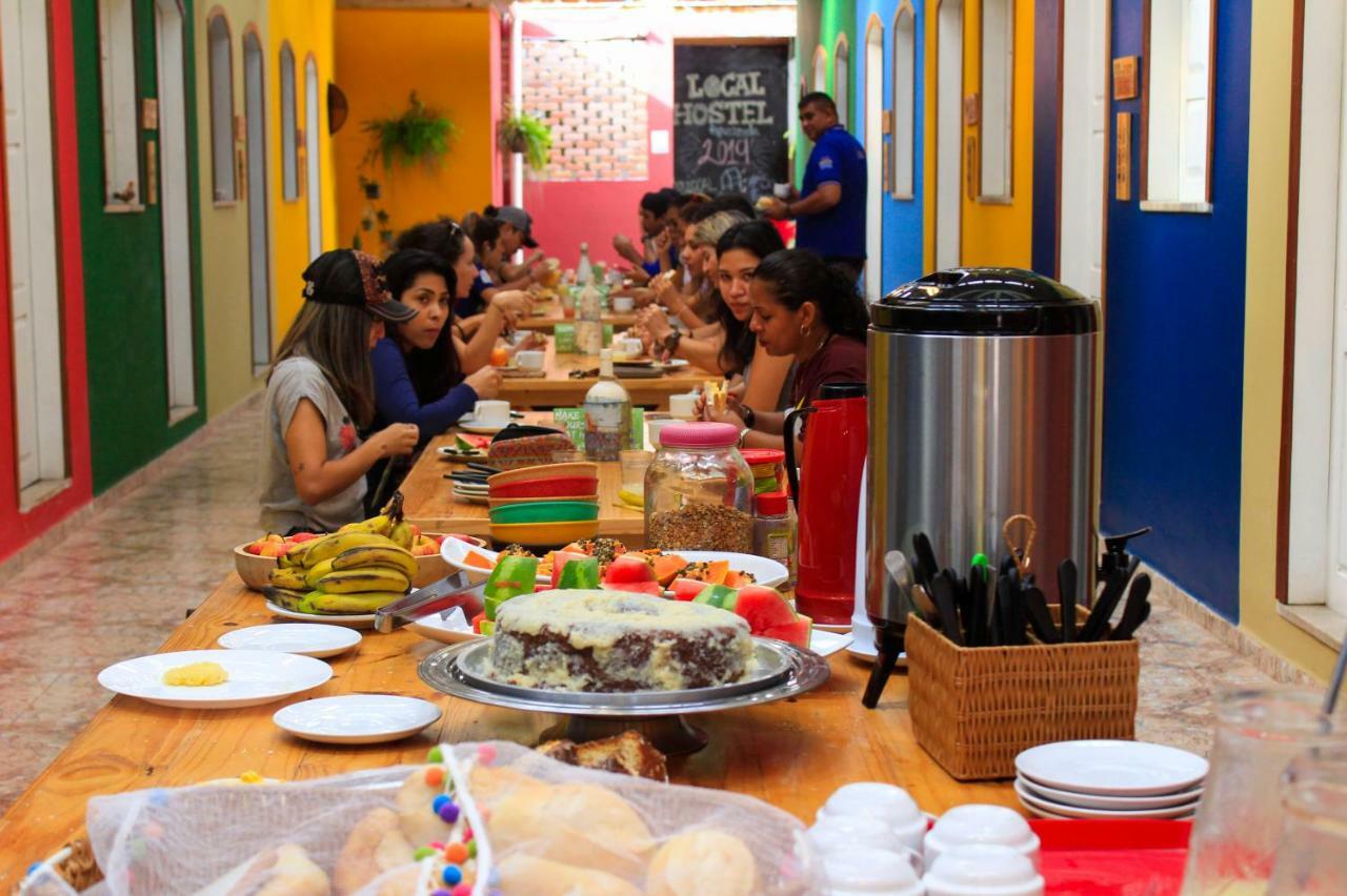 Hostel Da Milla Presidente Figueiredo Ngoại thất bức ảnh